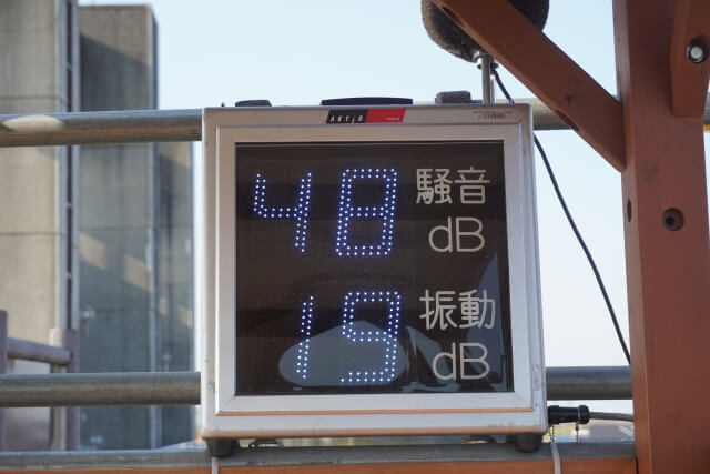 岡山の解体工事で振動トラブル対策